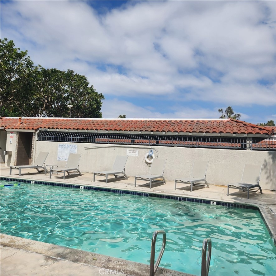 266 Lemon Grove Irvine, CA 92618 - Photo 43 of 55 Pool and bathrooms