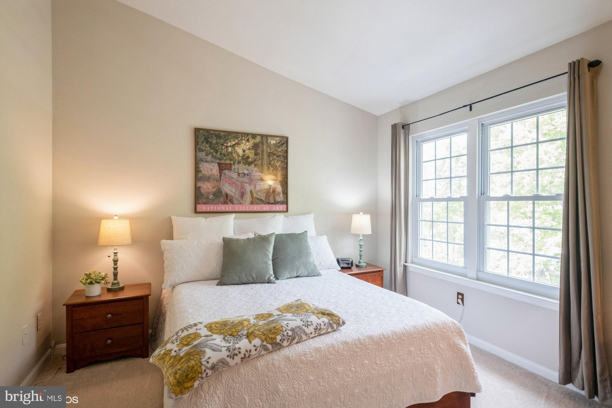 77 Sudbury Square Sterling, VA 20164 - Photo 18 of 33 Primary Bedroom with Vaulted Ceiling