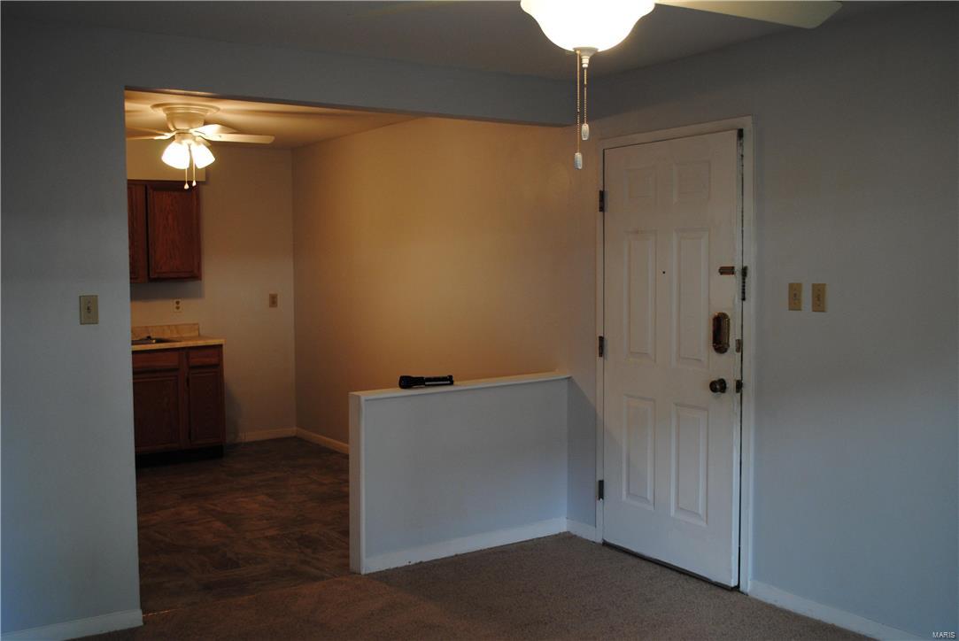 725 Ridgeside Drive, Unit C Ballwin, MO 63021 - Photo 9 of 31 Gallery Image 9