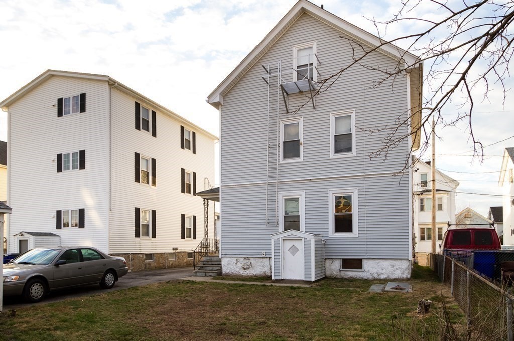 28 Cook Street Fall River, MA 02724 - Photo 4 of 29 Gallery Image 4