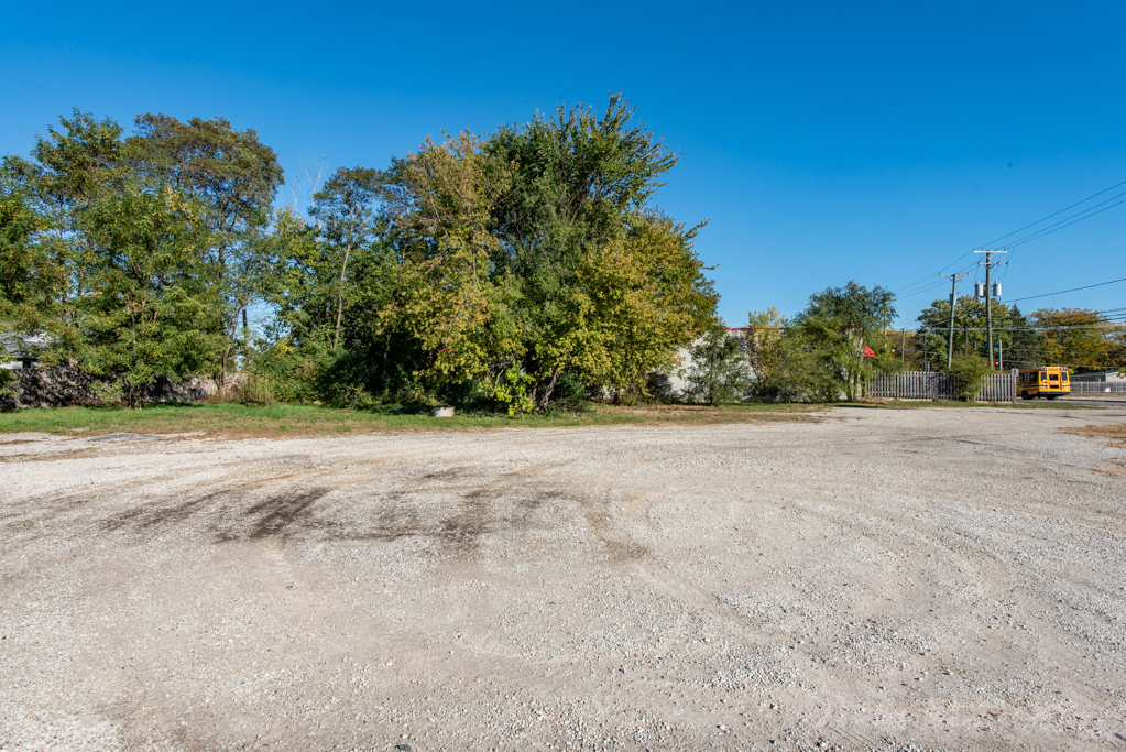 10038 West Beach Road Beach Park, IL 60099 - Photo 3 of 5