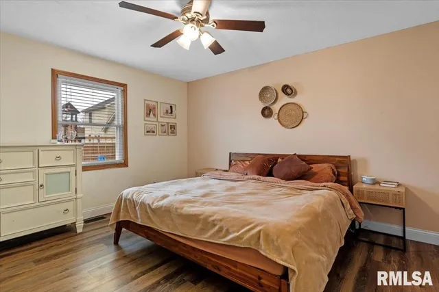 $205,000 | 1023 West Van Buren Street, Auburn, IL 62615