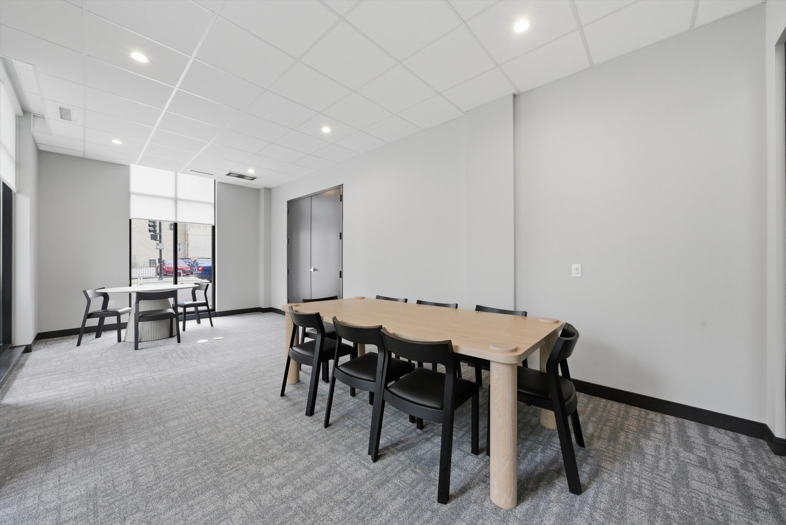 305 South Racine Avenue, Unit 5A Chicago, IL 60607 - Photo 28 of 32