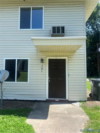 $850 | 301 Monticello Drive, Hopewell, VA 23860
