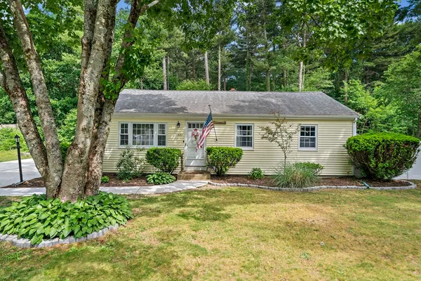 $524,000 | 610 Center Street, Pembroke, MA 02359
