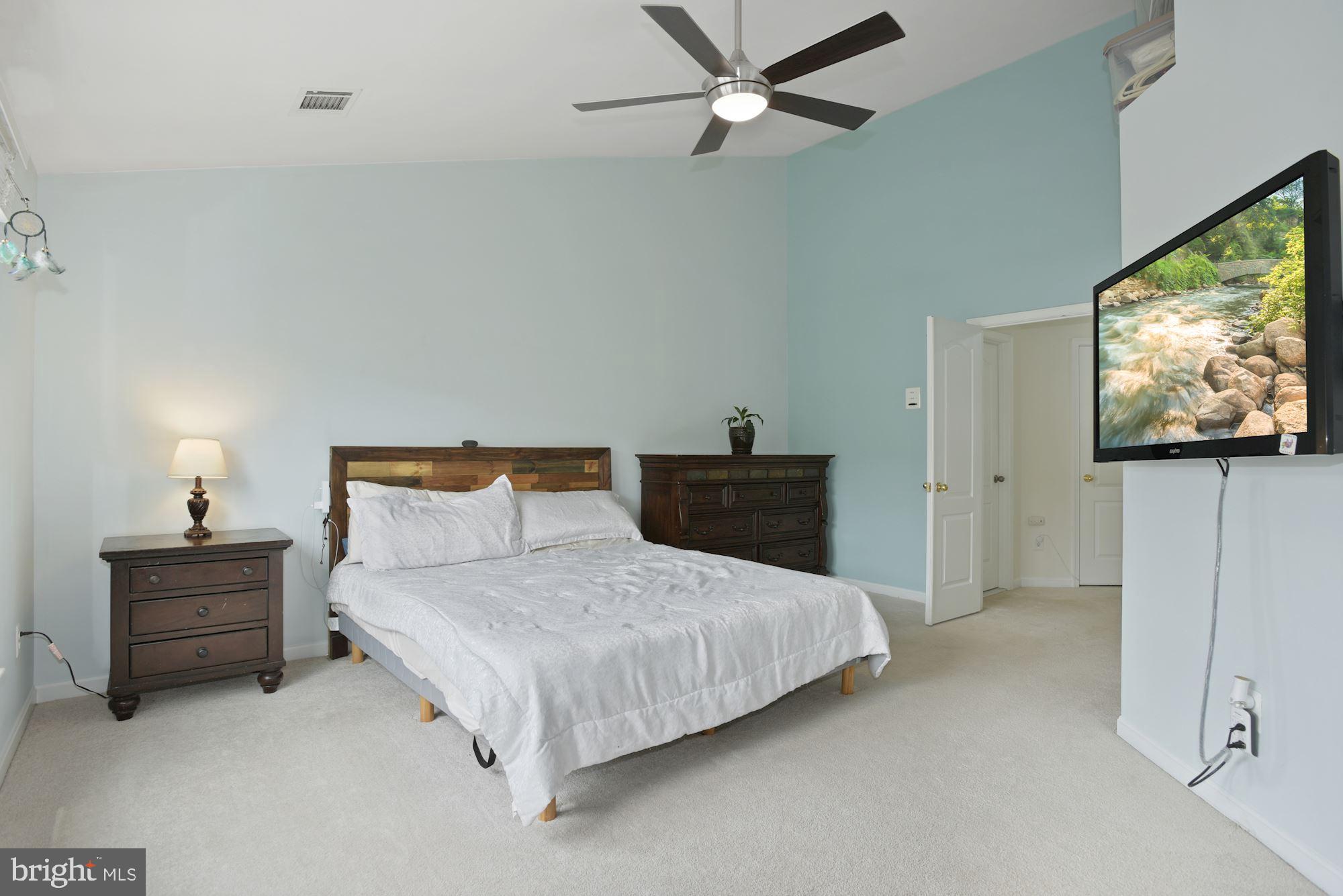 44898 Point Bay Terrace Ashburn, VA 20147 - Photo 16 of 32