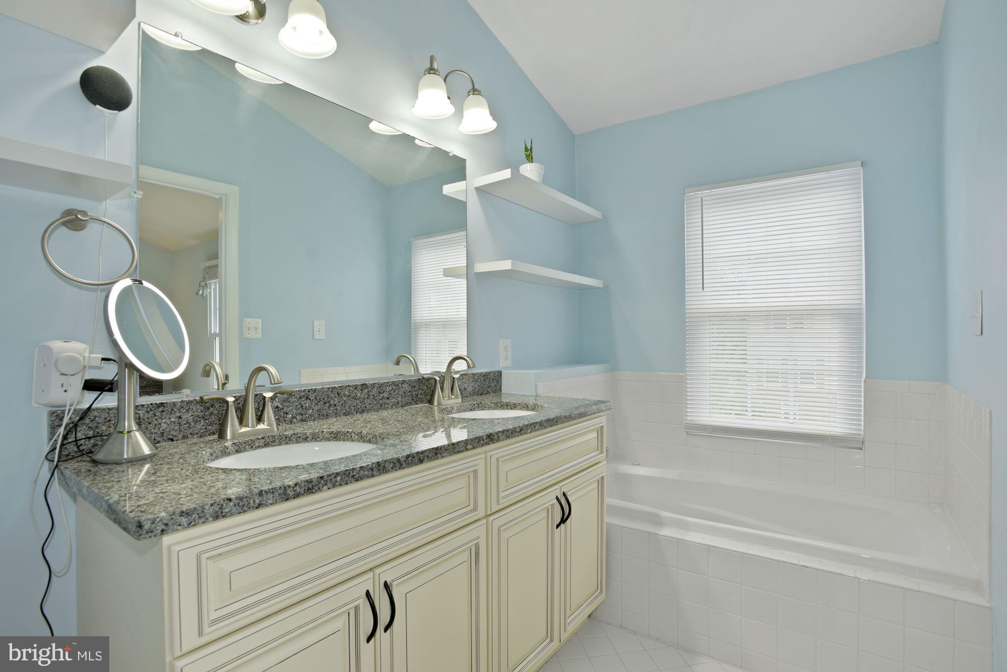 44898 Point Bay Terrace Ashburn, VA 20147 - Photo 20 of 32