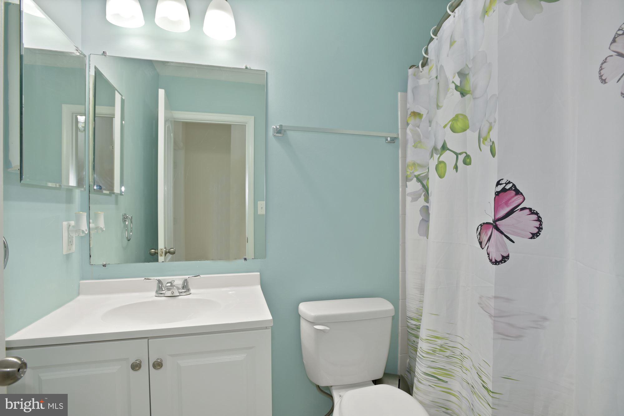 44898 Point Bay Terrace Ashburn, VA 20147 - Photo 24 of 32