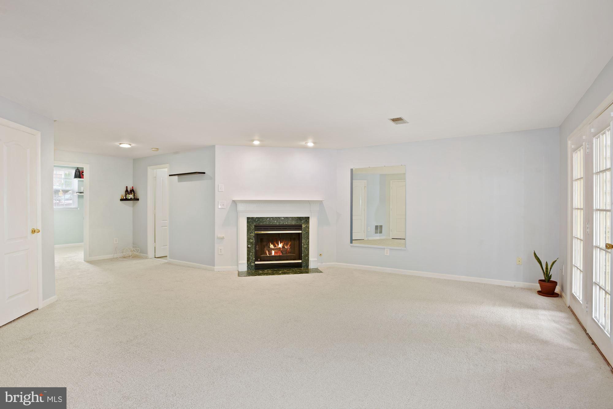 44898 Point Bay Terrace Ashburn, VA 20147 - Photo 25 of 32