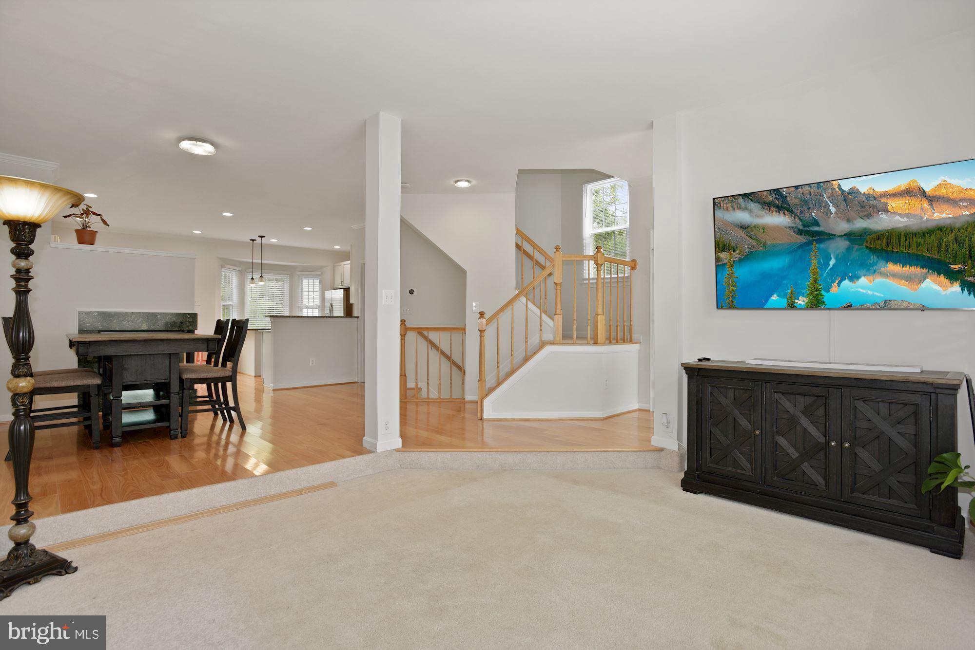 44898 Point Bay Terrace Ashburn, VA 20147 - Photo 5 of 32