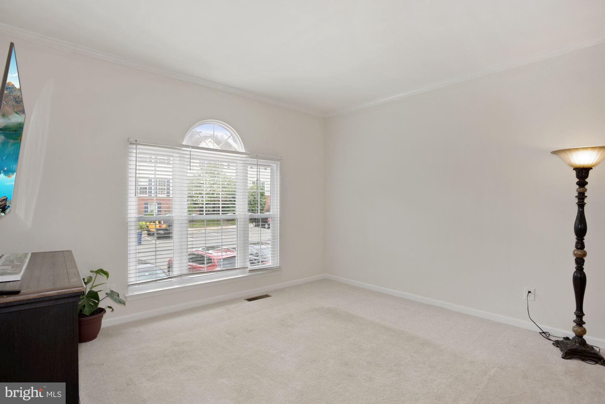 44898 Point Bay Terrace Ashburn, VA 20147 - Photo 6 of 32