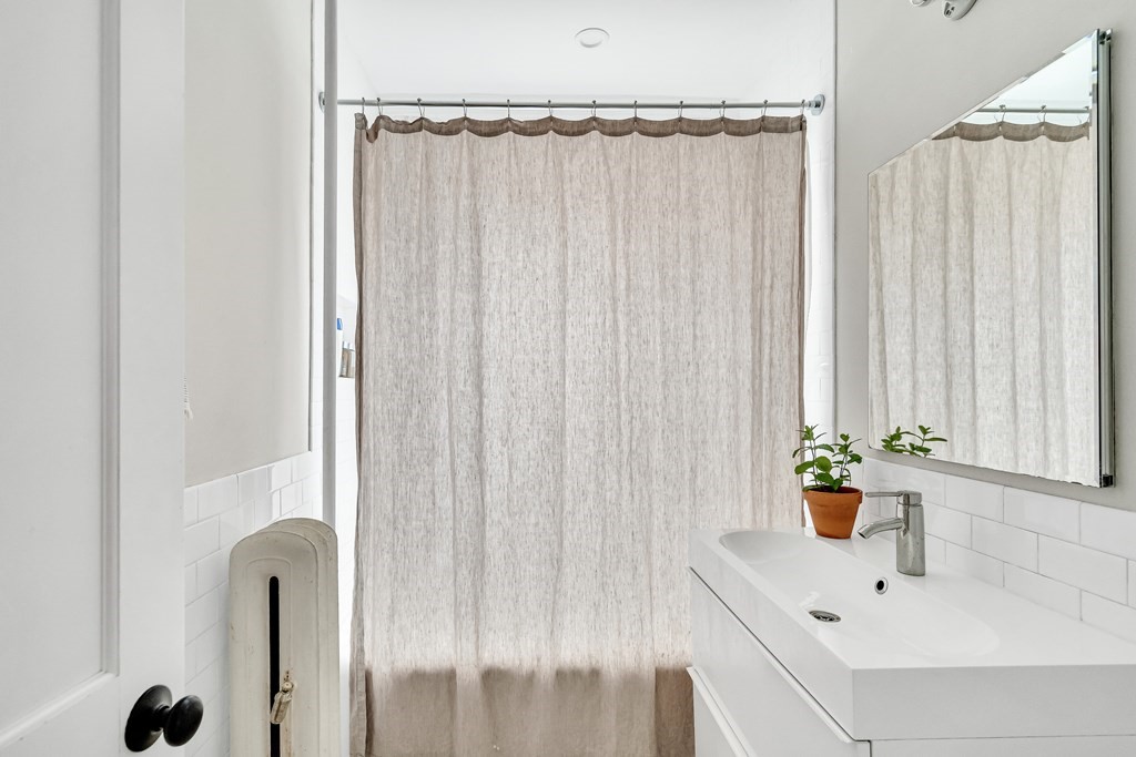 26 Summit Avenue, Unit 5 Brookline, MA 02446 - Photo 14 of 20