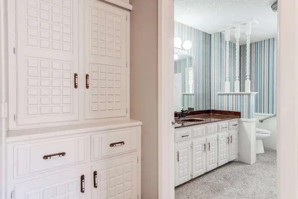 $289,900 | 1601 East Crystal Lane, Brownfield, TX 79316