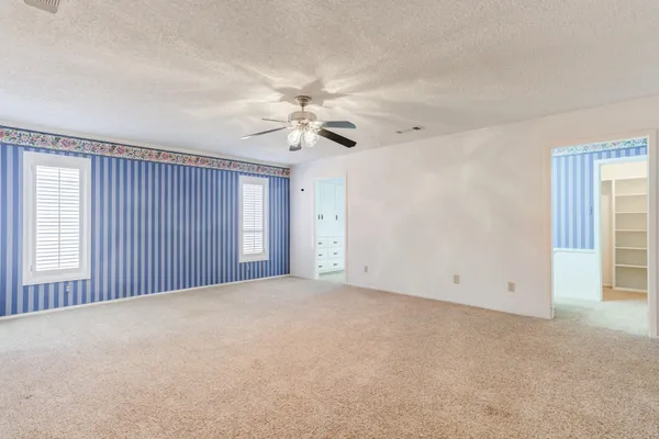 $289,900 | 1601 East Crystal Lane, Brownfield, TX 79316