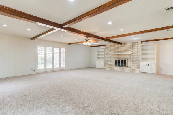 $289,900 | 1601 East Crystal Lane, Brownfield, TX 79316