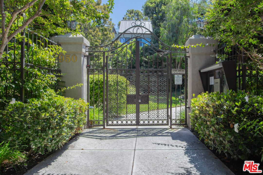 950 North Kings Road, Unit 341 West Hollywood, CA 90069 - Photo 22 of 22