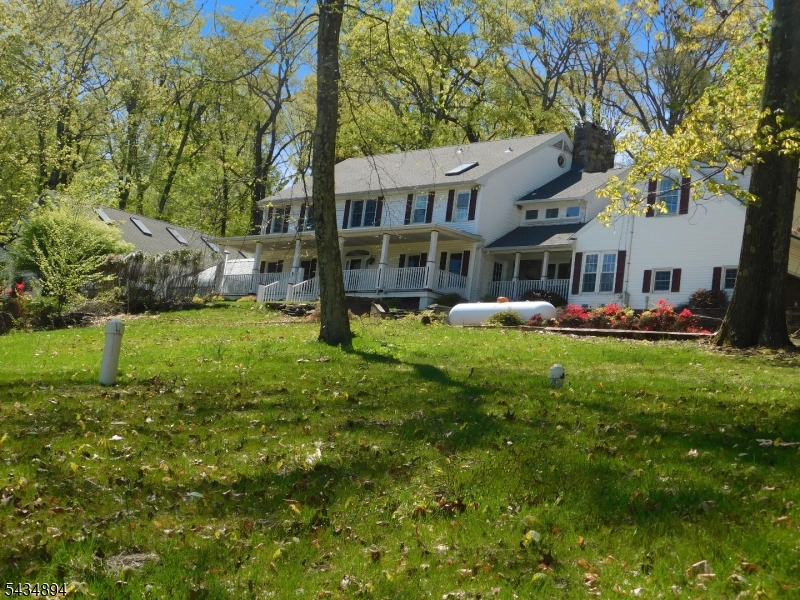 4 Spring Hill Road Annandale, NJ 08801 - Photo 2 of 41