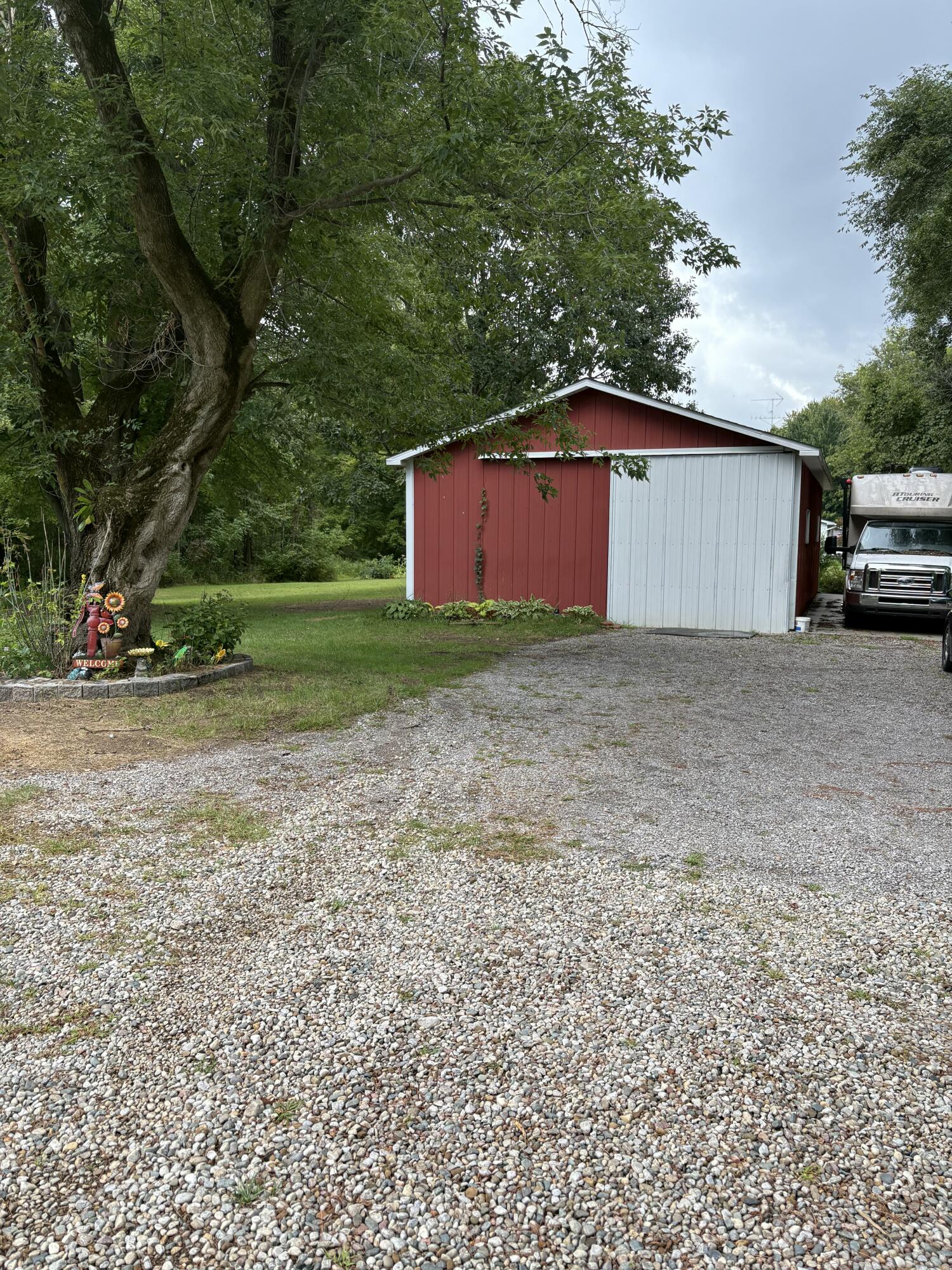 4539 West Saginaw Road Vassar, MI 48768 - Photo 4 of 25 IMG_6167