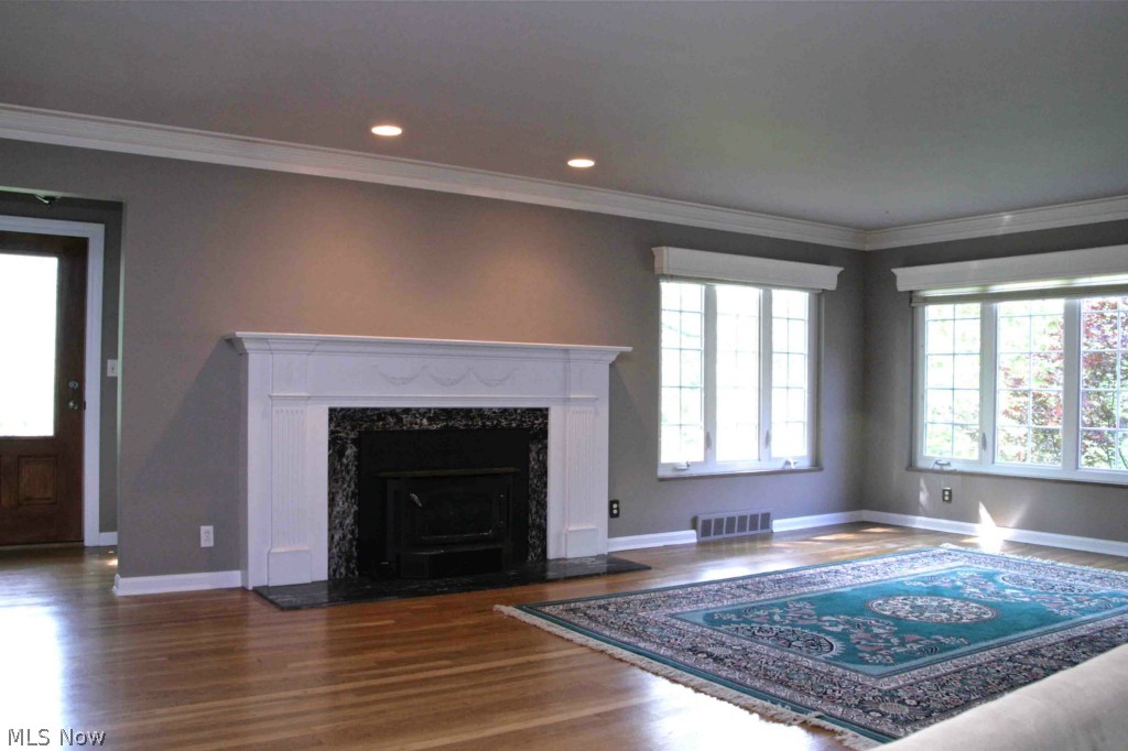 1970 Ridgewood Road Akron, OH 44313 - Photo 12 of 22 Great Room from Dining Area (now without furniture)