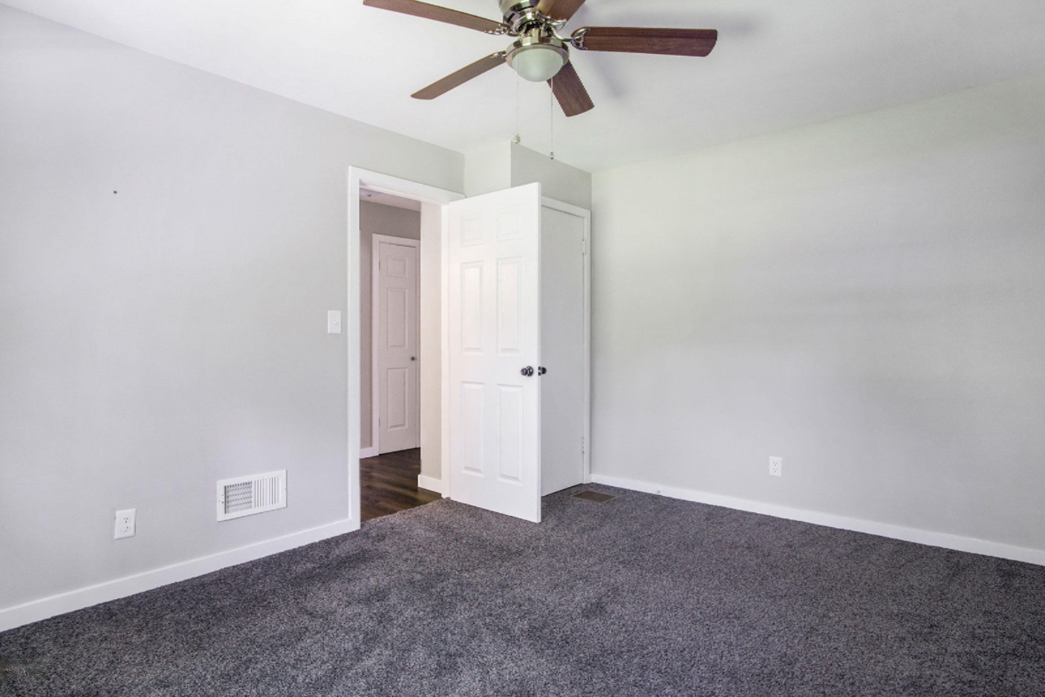1803 Niles Buchanan Road Niles, MI 49120 - Photo 23 of 28 DSC00081