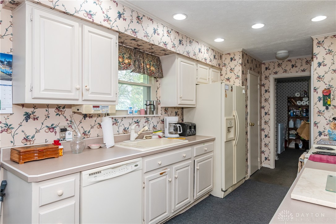 1392 Smith Road Xenia, OH 45385 - Photo 17 of 48 Gallery Image 17