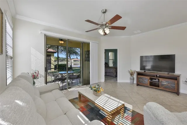 $258,000 | 5404 Sunset Falls Drive, Apollo Beach, FL 33572