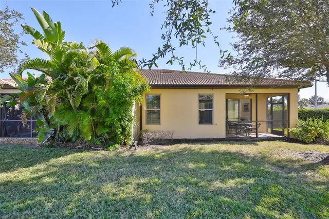 $258,000 | 5404 Sunset Falls Drive, Apollo Beach, FL 33572