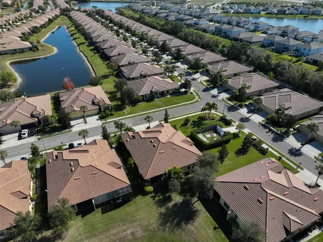 $258,000 | 5404 Sunset Falls Drive, Apollo Beach, FL 33572