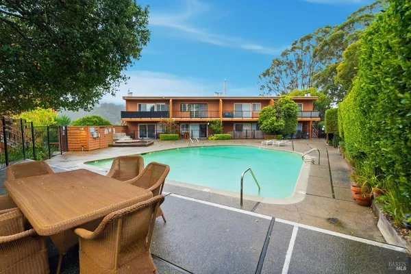 $599,000 | 116 Stanford Way, Sausalito, CA 94965