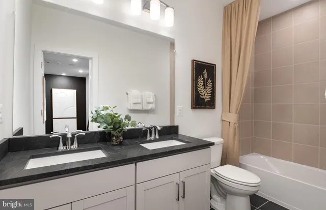 $1,069,990 | 42708 Cattail Crk Drive, Leesburg, VA 20176