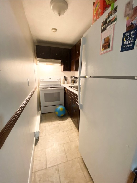 14 Sisson Street Warren, RI 02885 - Photo 8 of 24 Gallery Image 8