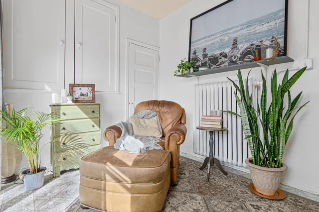 $460,000 | 742 Holly Avenue, St. Paul, MN 55104