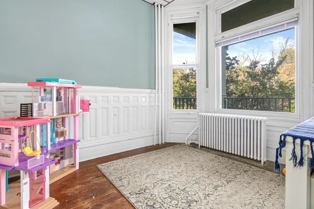 $460,000 | 742 Holly Avenue, St. Paul, MN 55104