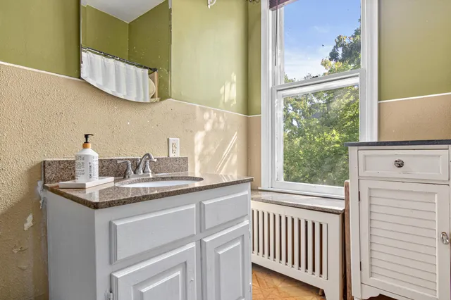 $460,000 | 742 Holly Avenue, St. Paul, MN 55104