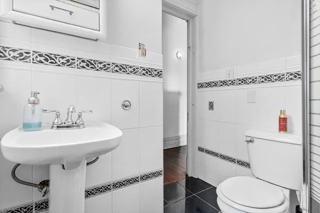 $460,000 | 742 Holly Avenue, St. Paul, MN 55104