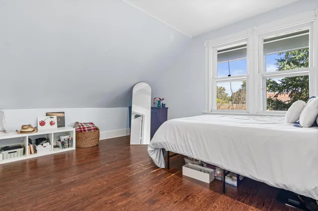 $460,000 | 742 Holly Avenue, St. Paul, MN 55104