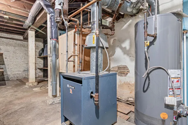 $460,000 | 742 Holly Avenue, St. Paul, MN 55104