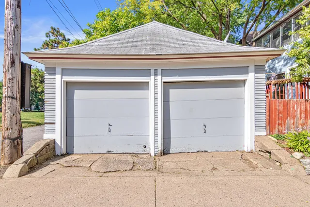 $460,000 | 742 Holly Avenue, St. Paul, MN 55104