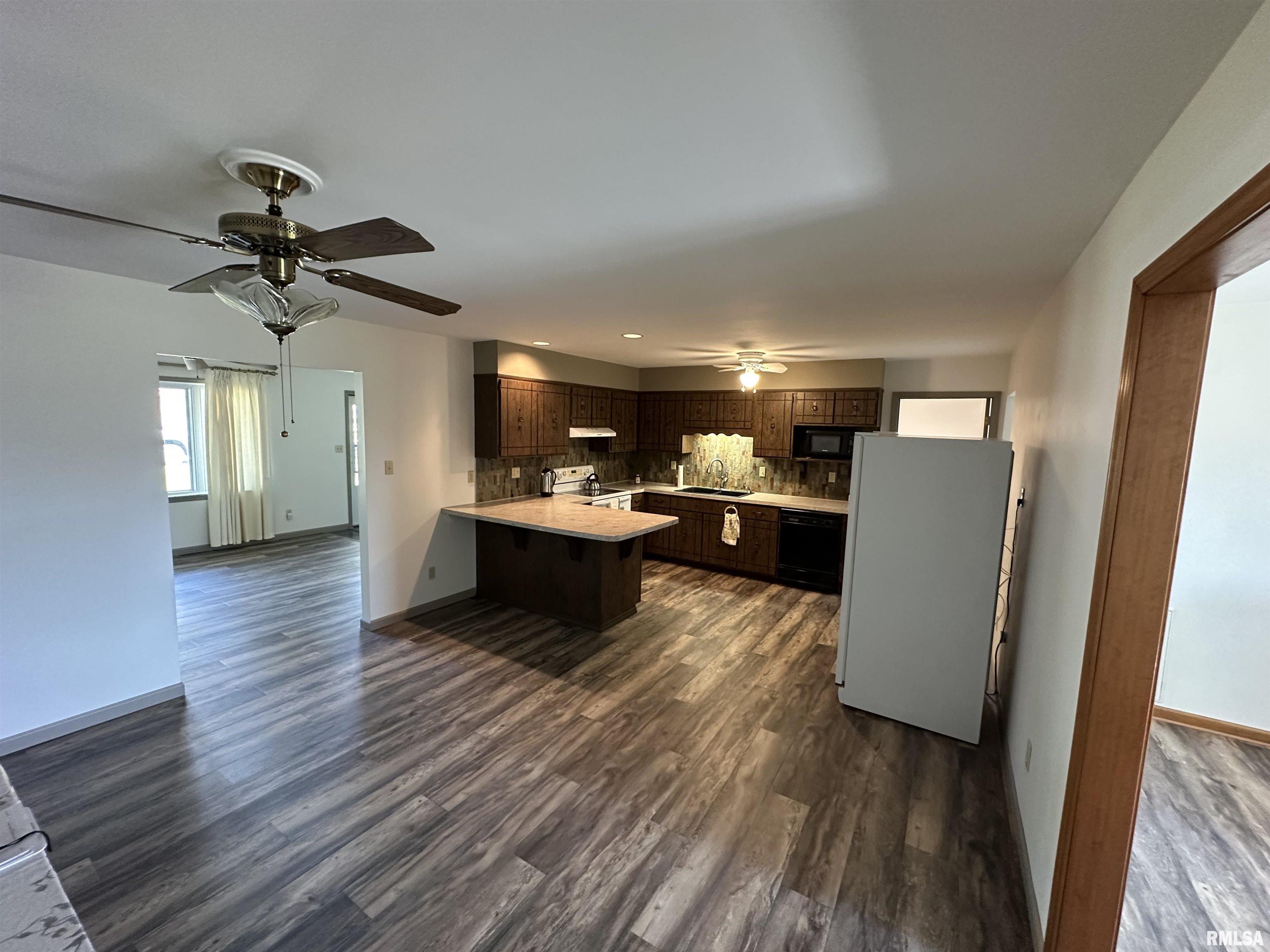 917 Roberta Drive Murphysboro, IL 62966 - Photo 11 of 26