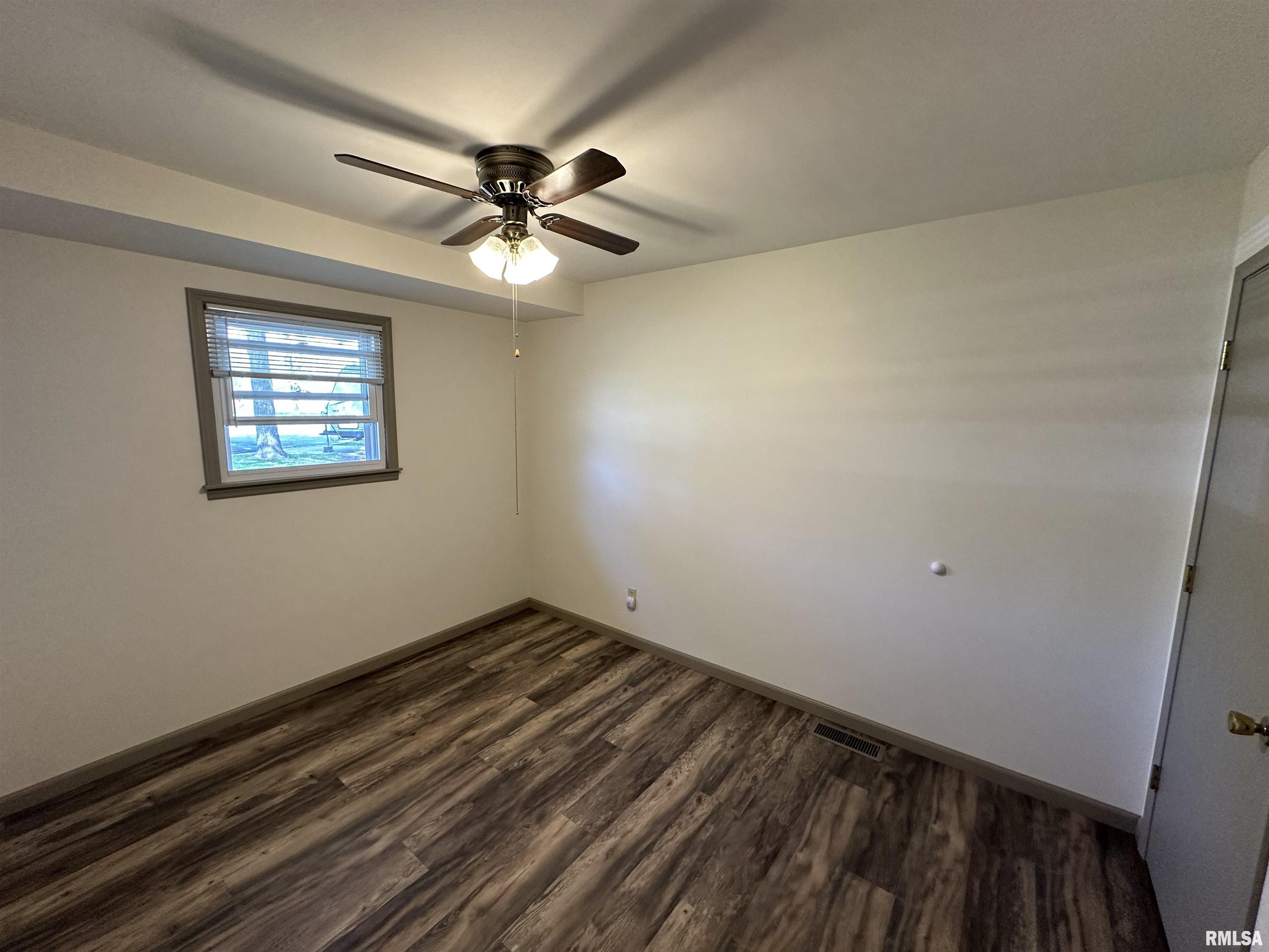 917 Roberta Drive Murphysboro, IL 62966 - Photo 17 of 26