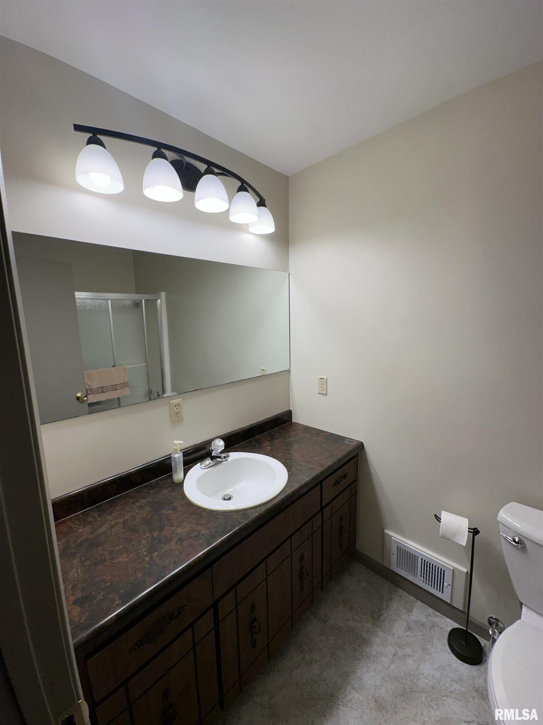 917 Roberta Drive Murphysboro, IL 62966 - Photo 24 of 26