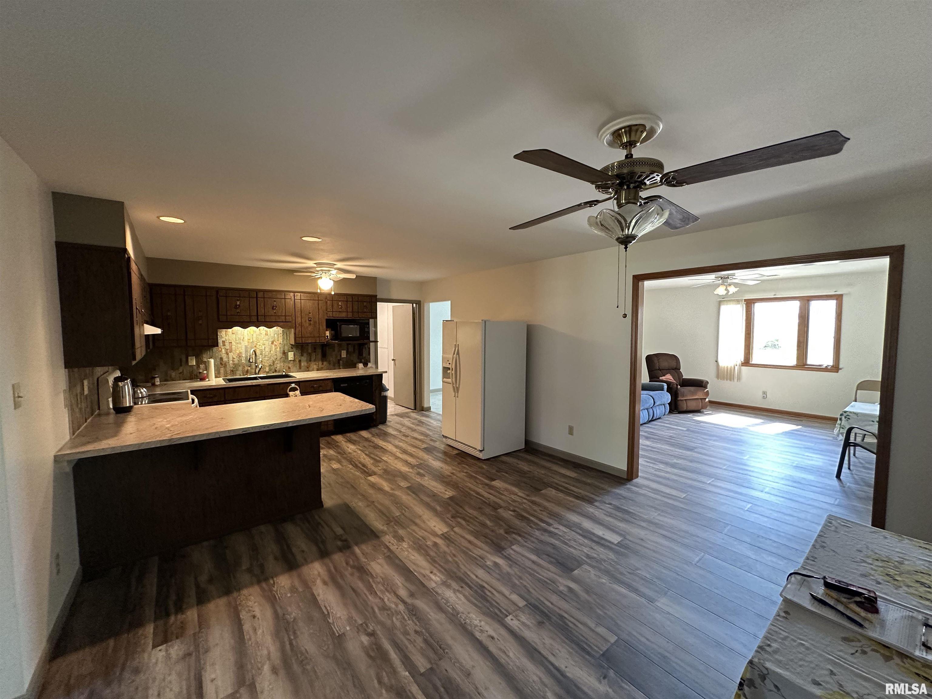 917 Roberta Drive Murphysboro, IL 62966 - Photo 9 of 26