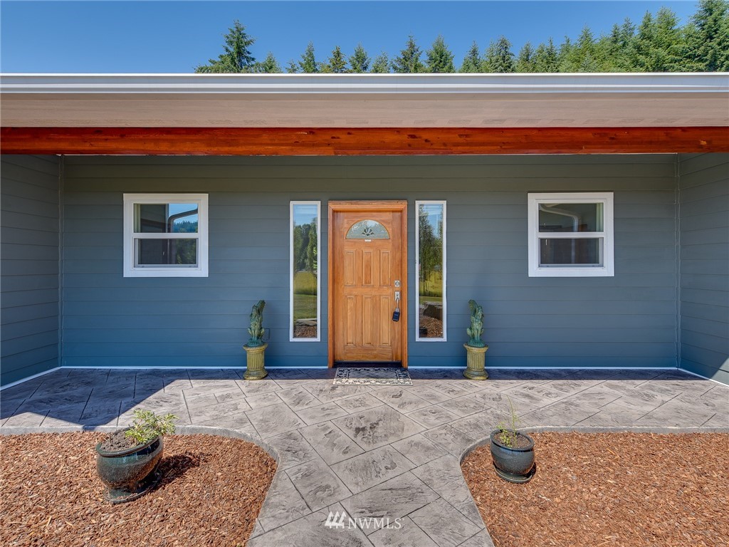 110-8 Roe Road Winlock, WA 98596 - Photo 2 of 32