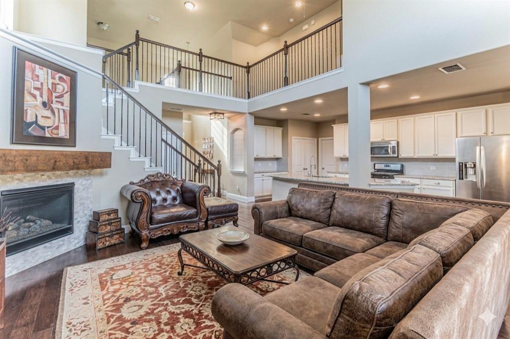 800 Spring Falls Drive McKinney, TX 75071 - Photo 4 of 27