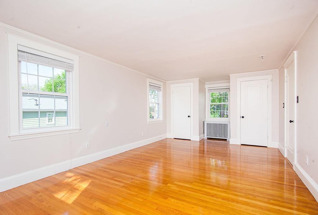 182 Standish Road Watertown, MA 02472 - Photo 17 of 28
