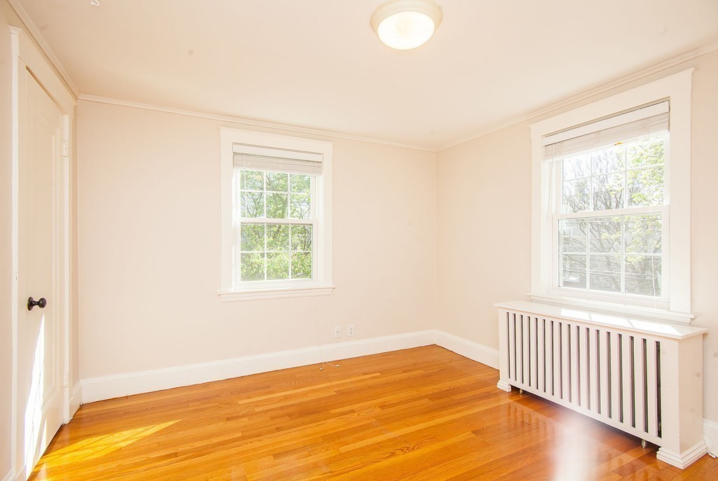 182 Standish Road Watertown, MA 02472 - Photo 18 of 28