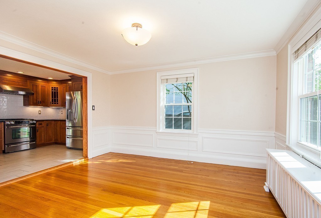 182 Standish Road Watertown, MA 02472 - Photo 3 of 28