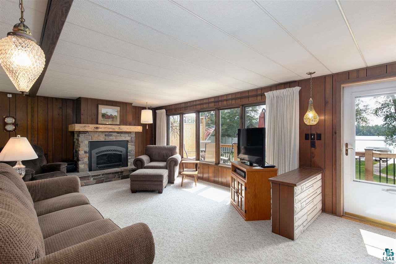 6677 Schultz Lake Road Duluth, MN 55803 - Photo 4 of 37 Living Room