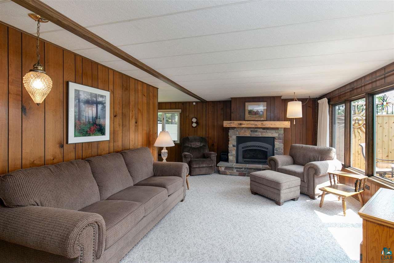 6677 Schultz Lake Road Duluth, MN 55803 - Photo 5 of 37 Living Room