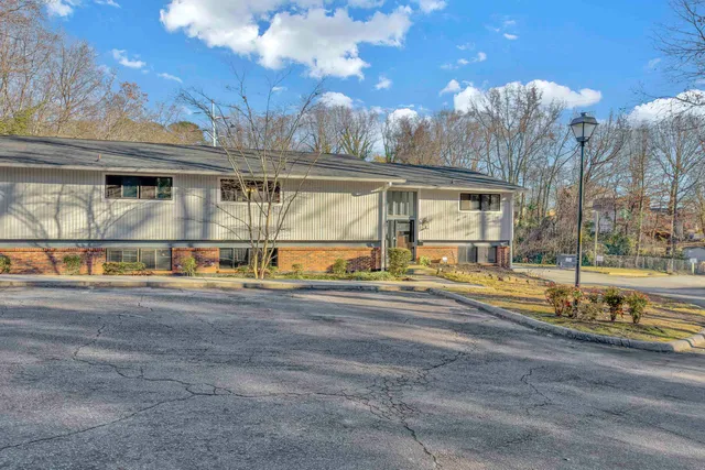 $207,900 | 70 Briarview Circle, Greenville, SC 29615